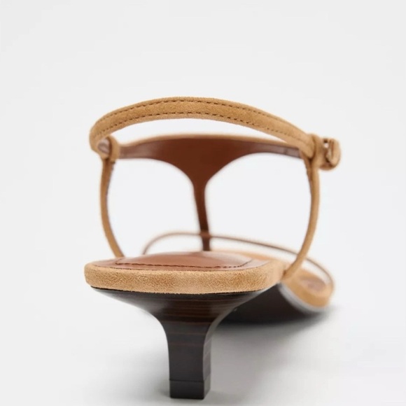 SUEDE KITTEN HEEL SANDALS, Size 39(8.5) - Picture 5 of 12